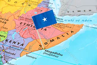 Somalia map and flag pin