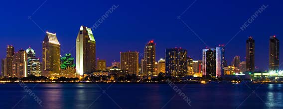 San Diego Downtown Harbor Coronado Bay Dusk Night