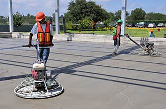 Finishing concrete
