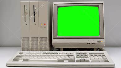 Old Computer Booting with Glitch and Green Screen 4k OLDCRAPdotORG