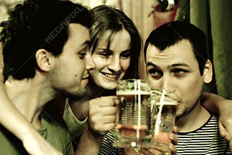 Friends drinking beer