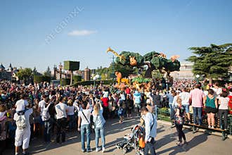 Performance of the Lion king in Disneyland.