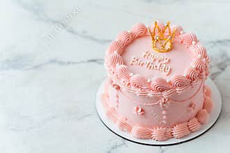 Delicate lambeth style birthday cake