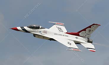 F-16 Fighting Falcon