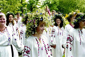 People celebrate holiday of Ivana Kupala on natural nature