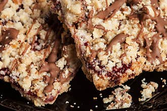 Mom`s Homemade Chocolate Raspberry Walnut Streusel Bars