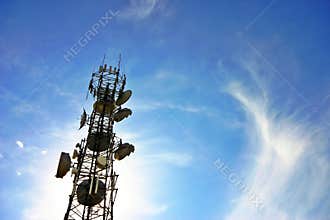 Communications tower