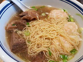 Wonton and Beef Noodle Soup
