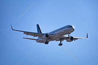 United Airlines Boeing 757