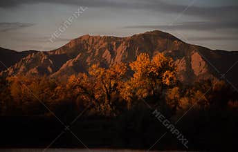 Fall sunrise lighting up the Flatiron Mountains