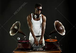Gramophone dj