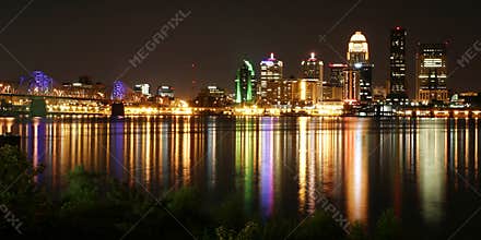 Louisville kentucky cityscape