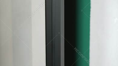 Operation of the glass sliding door closer.