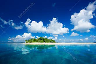 Tropical island vacation parad