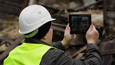 Building Inspector with tablet PC