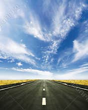 Beautiful road to nowhere spring horizon