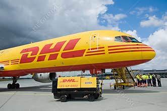 DHL cargo