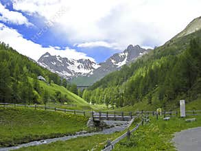 San Bernardo crossing