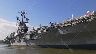 New york city sunny day intrepid museum aircraft carrier 4k usa