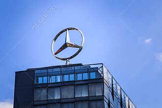 Mercedes-Benz