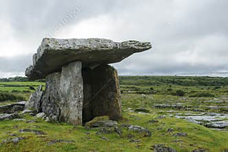 Poulnabrone dolmen, County Clare, Ireland, Europe