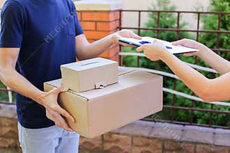Man Courier Brings Order to Customer, Gives Pen and Paper to Sig