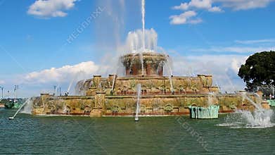Camera Moving Down Buckingham Fountain Grant Park Chicago Illinois