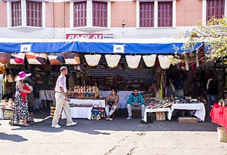 Seller of craft products