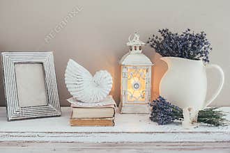 Shabby chic interior decor