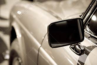 Automobile