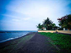 Peaceful Natural Beach View At The Front Of Villa At Umeanyar Village