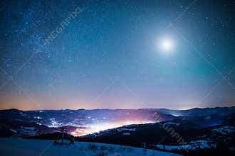 Mesmerizing landscape of falling stars