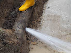 Main pipe burst