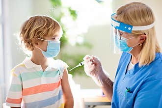 Coronavirus vaccination. Covid-19 vaccine
