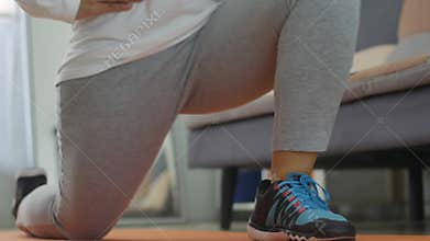 Sian muslim woman wearing hijab doing e