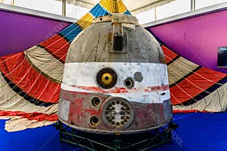 Shenzhou spacecraft return cabin physical