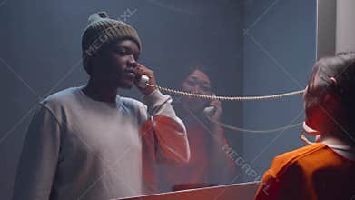 Communication with the prisoner in the visit room