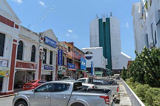 Miri: View of Wisma Pelita from Jalan Melayu.