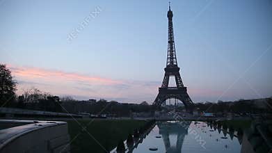 Eiffel tower sunset