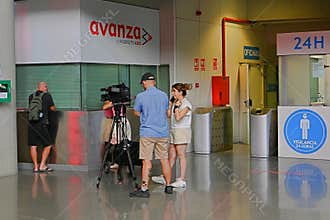 TVE, Spanish Television, journalists, TV program, TV camera, microphone.