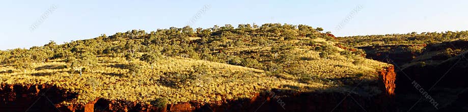 Panoramic Australian landscape - Karinji National Park gorge, W