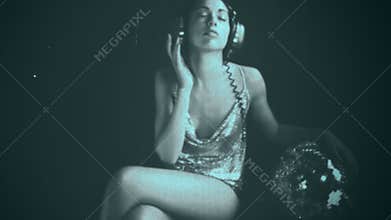 Cool posing female disco dancer