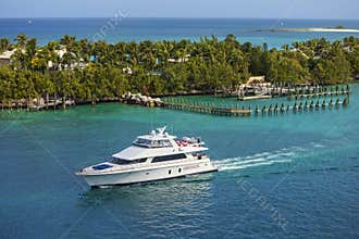 Yachting in the bahamas