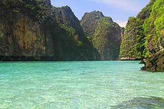 Pileh Bay crystalline water - Koh Phi Phi