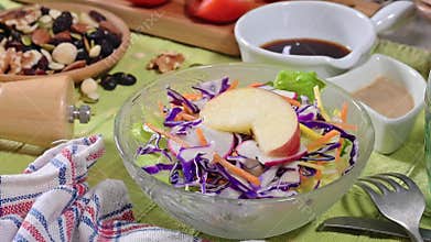 crisp apple garden salad