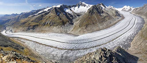 Majestic view to Aletsch glacier, the largest gracier in Alps an