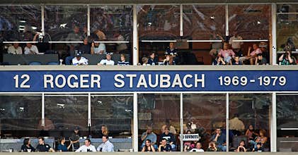 Cowboys Ring of Honor Roger Staubach