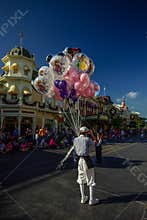 Balloon Seller - Magic Kingdom, WDW
