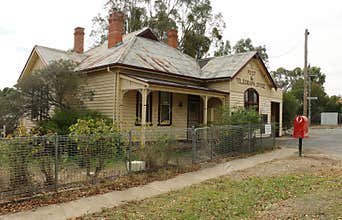 The Newstead Telegraph and Post Office (1863) still operates although telegraph operations ceased in 1934