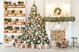 Christmas decor. Christmas tree decorations homes